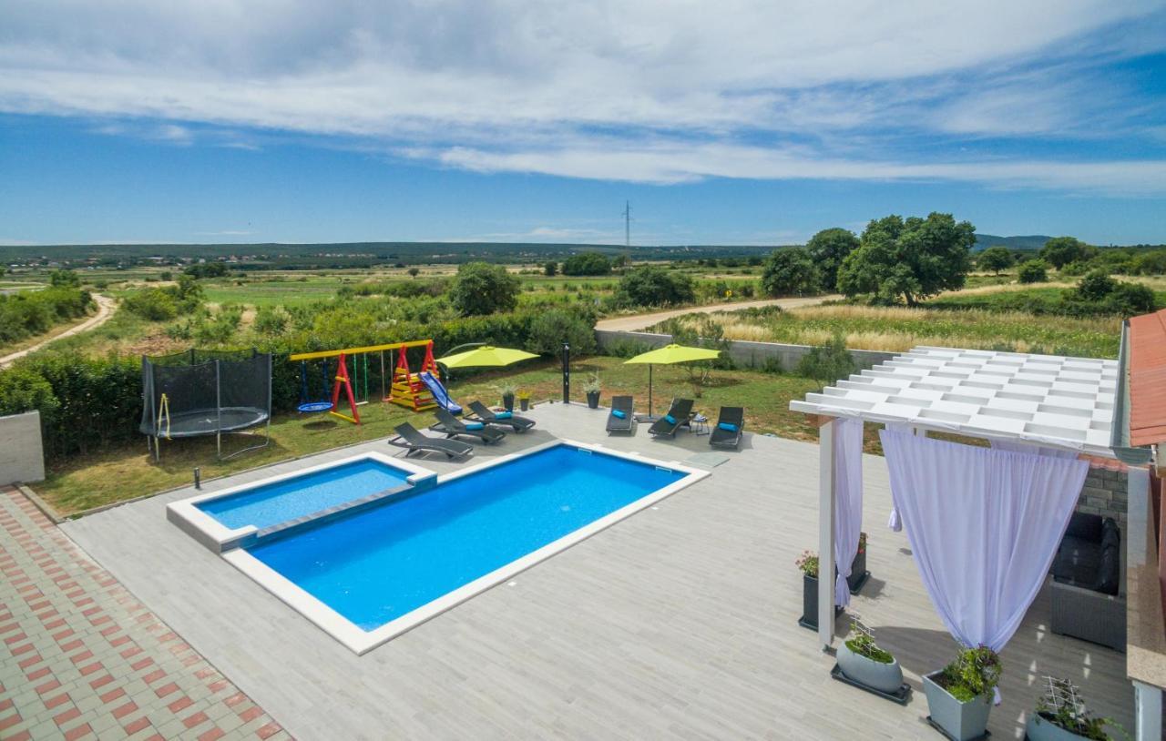 Villa Maris Zadarvillas Tinj Exteriér fotografie