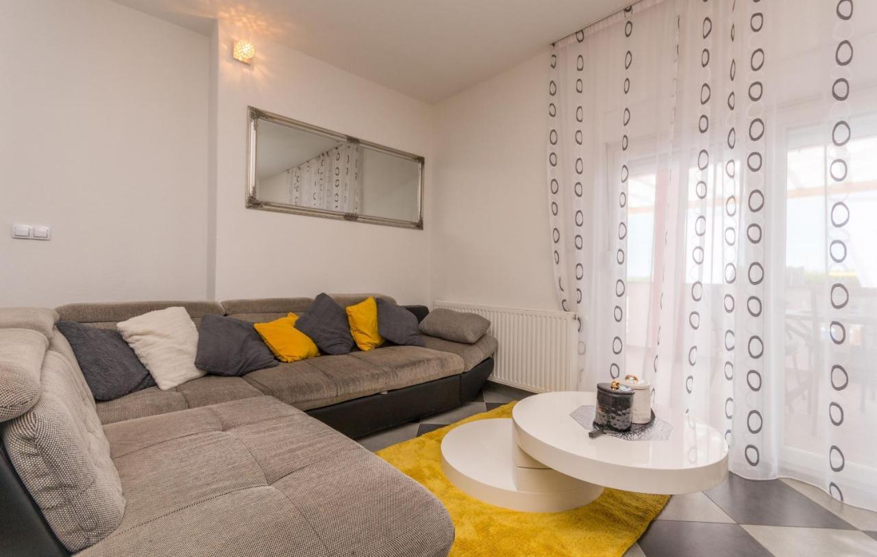 Villa Maris Zadarvillas Tinj Exteriér fotografie